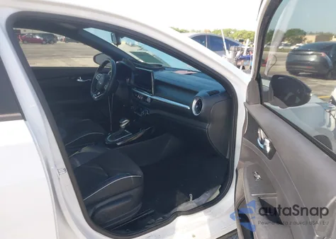 2024 Kia Forte Gt-Line z USA, uszkodzony, nr VIN 3KPF54ADXRE714906